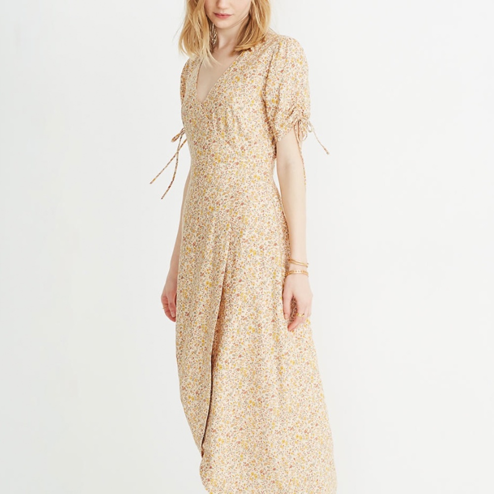 Madewell Peekaboo-Sleeve Maxi Dress in Blossoming Vines